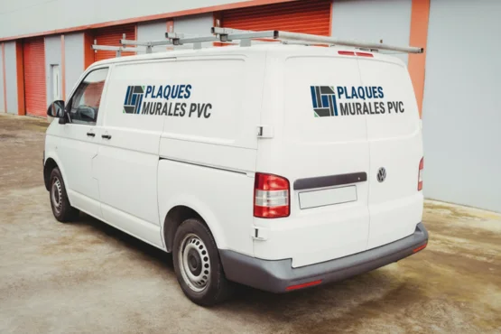 vehicule serigraphie logo entreprise plaques pvc